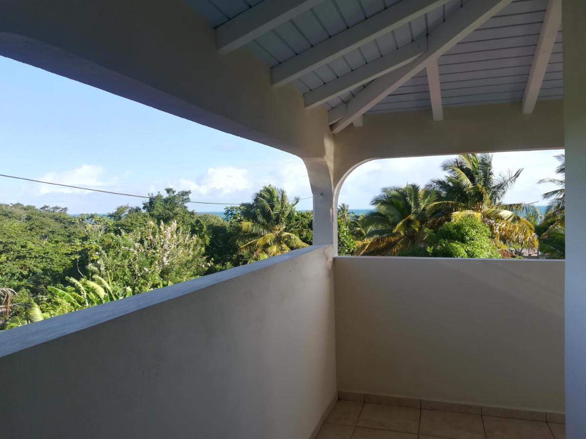 Haut De Villa Avec Vue Sur La Mer Sainte-Rose Bagian luar foto